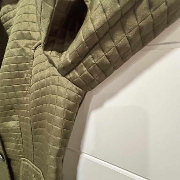 Vintage Harve Benard green quilted button up jacket est. size small - Picture 10 of 16